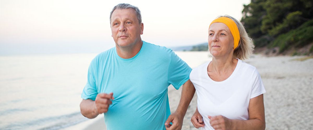 senior-couple-jogging-on-the-coast_resizeNEW